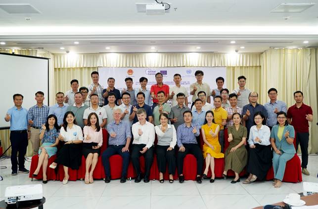 A group of people posing for a photo

AI-generated content may be incorrect.